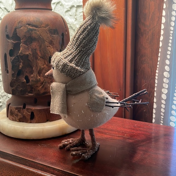 Target Featherly Friends Wondershop Bird - Picture 2 of 3